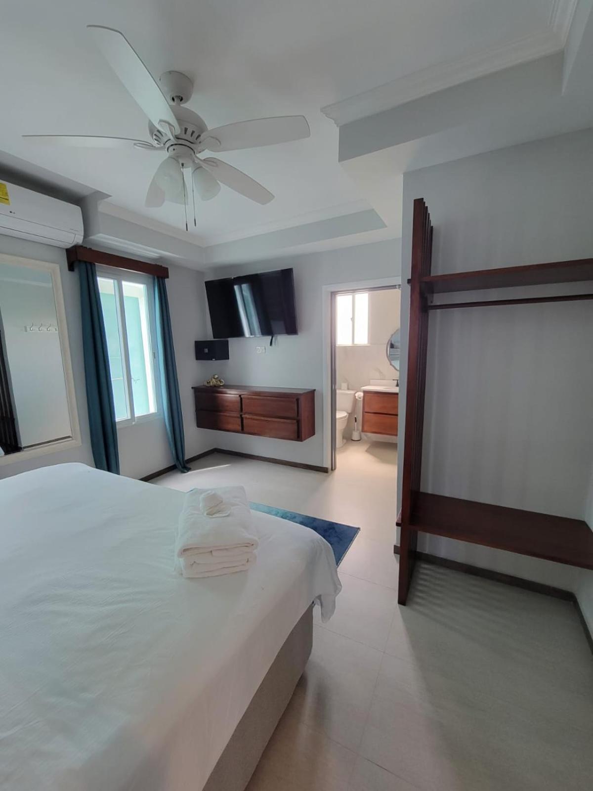 Island Magic Villas Caye Caulker Exterior foto